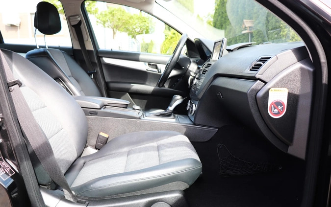 Mercedes-Benz Klasa C cena 36900 przebieg: 231000, rok produkcji 2008 z Borek Wielkopolski małe 379